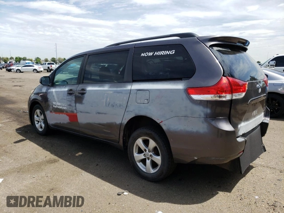2011 Toyota Sienna LE AAS с VIN 5TDKK3DCXBS140971, выставлен на аукционе Copart как лот 56071645 с пробегом 277 303 миль миль и На запчасти • Non repairable. История ставок и продаж доступна на DreamBid. Изображение 2.