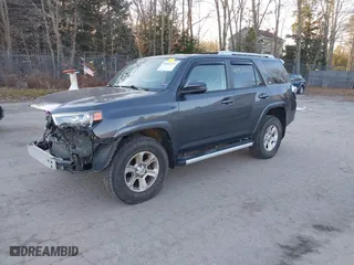 2017 Toyota 4Runner SR5 with VIN JTEBU5JR2H5415869, listed as a IAAI auction lot 40962324 with 104,143 mi miles. Bid and sale history available at carsss.com. Image 17.