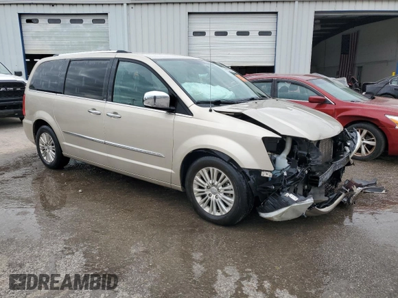 2014 Chrysler Town & Country Limited with VIN 2C4RC1GG1ER307701, listed as a Copart auction lot 48158254 with 187,162 mi miles and Salvage Title. Bid and sale history available at DreamBid. Image 4.