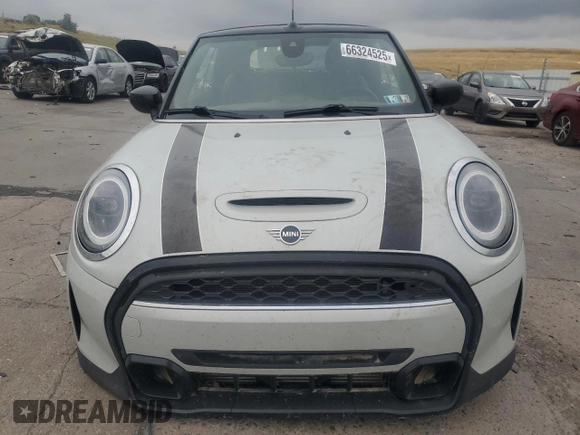 2022 MINI Convertible Cooper S z VIN WMW43DL09N3N60064, wystawiony jako Copart lot #66324525 z przebiegiem 68 126 mil mil oraz Szkoda całkowita • Salvage title. Historia ofert i sprzedaży dostępna na DreamBid. Obrazek 5.