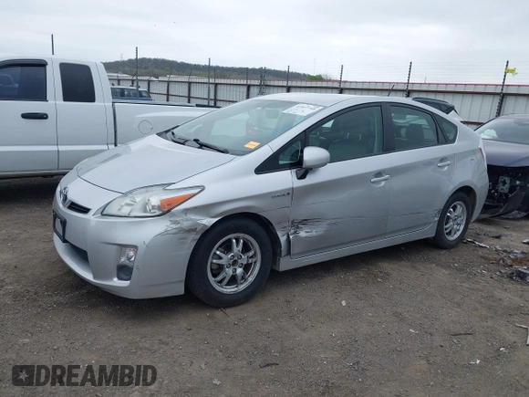 2010 Toyota Prius II with VIN JTDKN3DU2A0136687, listed as a IAAI auction lot 41927748 with 170,756 mi miles. Bid and sale history available at carsss.com. Image 2.