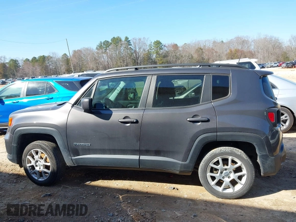2020 Jeep Renegade Latitude with VIN ZACNJBBB1LPL49421, listed as a IAAI auction lot 41649980 with 84,596 mi miles. Bid and sale history available at carsss.com. Image 14.