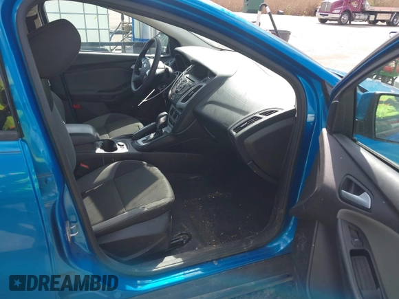 2014 Ford Focus SE with VIN 1FADP3F29EL160431, listed as a IAAI auction lot 42037212 with 112,607 mi miles. Bid and sale history available at carsss.com. Image 5.