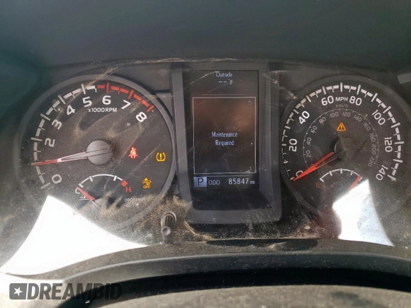2022 Toyota Tacoma SR z VIN 3TYRX5GN2NT039991, wystawiony jako Copart lot #61643575 z przebiegiem 85 847 mil mil oraz Czysty tytuł • Clean title. Historia ofert i sprzedaży dostępna na DreamBid. Obrazek 9.