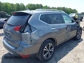 2017 Nissan Rogue SL с VIN 5N1AT2MT0HC748412, выставлен на аукционе IAAI как лот 42310325 с пробегом 94 514 миль миль и . История ставок и продаж доступна на DreamBid. Изображение 4.