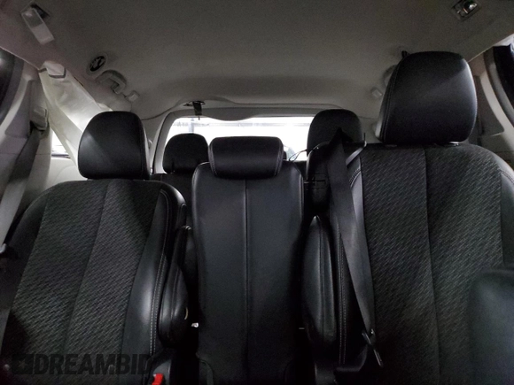 2011 Toyota Sienna SE с VIN 5TDXK3DC9BS117896, выставлен на аукционе Copart как лот 50712425 с пробегом 176 182 миль миль и Списание • Salvage title. История ставок и продаж доступна на DreamBid. Изображение 10.