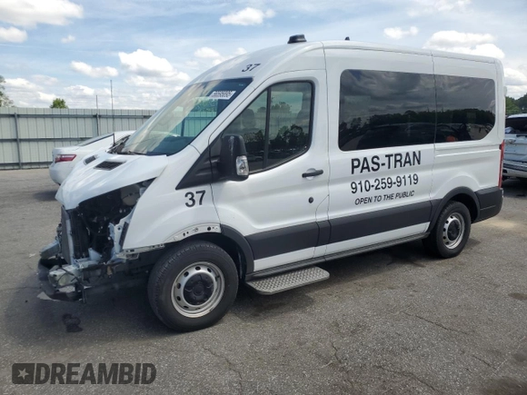 2022 Ford Transit Passenger XL z VIN 1FDZK1C85NKA69802, wystawiony jako Copart lot #56595895 z przebiegiem 67 239 mil mil oraz Szkoda całkowita • Salvage title. Historia ofert i sprzedaży dostępna na DreamBid. Obrazek 1.