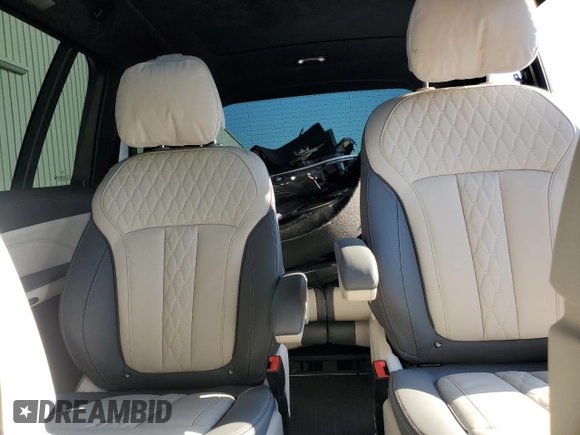 2024 BMW X7 M60i with VIN 5UX33EM00R9V42847, listed as a Copart auction lot 46498875 with 6,310 mi miles and Salvage Title. Bid and sale history available at carsss.com. Image 10.