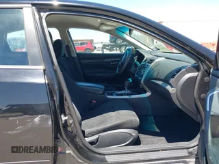 2015 Nissan Altima S with VIN 1N4AL3AP9FN869710, listed as a IAAI auction lot 42043275 with 163,909 mi miles and . Bid and sale history available at DreamBid. Image 5.