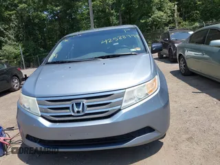 2011 Honda Odyssey EX-L with VIN 5FNRL5H60BB051135, listed as a IAAI auction lot 42588994 with 195,112 mi miles and . Bid and sale history available at DreamBid. Image 12.