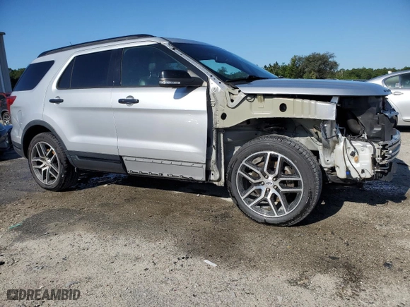 2019 Ford Explorer Sport with VIN 1FM5K8GT3KGB41679, listed as a Copart auction lot 52753815 with 98,213 mi miles and Non Repairable. Bid and sale history available at carsss.com. Image 4.
