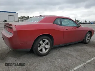 2010 Dodge Challenger R/T Classic z VIN 2B3CJ5DT2AH313738, wystawiony jako Copart lot #54364905 z przebiegiem 208 702 mil mil oraz Szkoda całkowita • Salvage title. Historia ofert i sprzedaży dostępna na DreamBid. Obrazek 3.