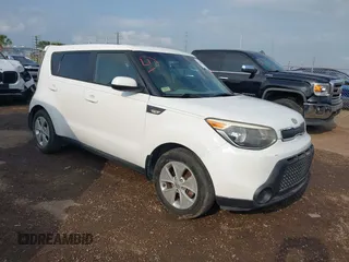 2014 Kia Soul with VIN KNDJN2A29E7025480, listed as a IAAI auction lot 42056462 with 149,157 mi miles. Bid and sale history available at carsss.com. Image 1.