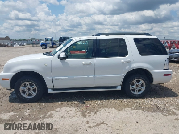 2007 Mercury Mountaineer z VIN 4M2EU47E87UJ21777, wystawiony jako IAAI lot #42206260 z przebiegiem 182 072 mil mil oraz . Historia ofert i sprzedaży dostępna na DreamBid. Obrazek 14.
