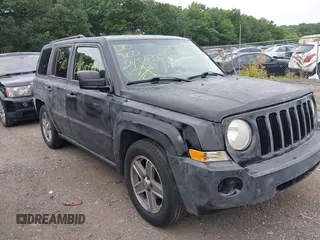 2008 Jeep Patriot Sport z VIN 1J8FF28W28D624280, wystawiony jako IAAI lot #39806769 z przebiegiem Nie podano mil oraz . Historia ofert i sprzedaży dostępna na DreamBid. Obrazek 1.