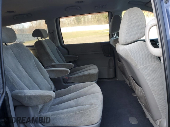 2008 Kia Sedona EX with VIN KNDMB233X86264378, listed as a Copart auction lot 53516065 with 173,915 mi miles and Salvage Title. Bid and sale history available at carsss.com. Image 12.