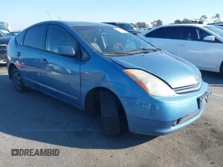2008 Toyota Prius with VIN JTDKB20U387728156, listed as a IAAI auction lot 41635658 with 203,156 mi miles. Bid and sale history available at carsss.com. Image 1.