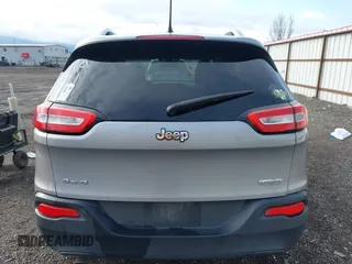 2014 Jeep Cherokee Altitude with VIN 1C4PJMCB2EW172275, listed as a IAAI auction lot 41923246 with 197,274 mi miles and . Bid and sale history available at DreamBid. Image 16.