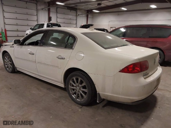 2010 Buick Lucerne CXL Premium with VIN 1G4HJ5EM9AU130504, listed as a IAAI auction lot 41328541 with 190,537 mi miles. Bid and sale history available at carsss.com. Image 3.