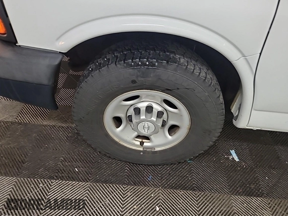 2015 Chevrolet Express Cargo with VIN 1GCWGFCF9F1167047, listed as a IAAI auction lot 42666478 with 169,647 mi miles and . Bid and sale history available at DreamBid. Image 14.
