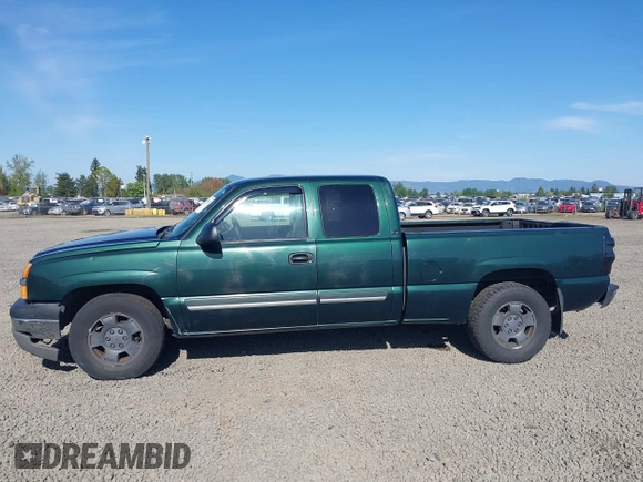 2004 Chevrolet Silverado 1500 LS with VIN 2GCEC19T441315295, listed as a IAAI auction lot 41957885 with 221,217 mi miles and . Bid and sale history available at DreamBid. Image 14.