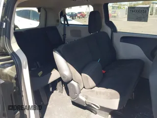 2017 Dodge Grand Caravan SE with VIN 2C4RDGBG6HR822561, listed as a IAAI auction lot 42133347 with 120,531 mi miles and . Bid and sale history available at DreamBid. Image 8.