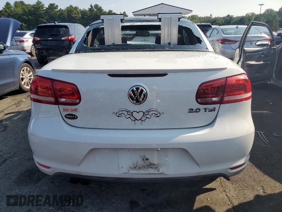 2015 Volkswagen Eos Komfort with VIN WVWBW8AH8FV002701, listed as a Copart auction lot 68676484 with 11,646 mi miles and Salvage Title. Bid and sale history available at DreamBid. Image 6.