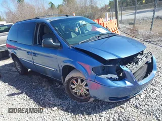 2007 Chrysler Town & Country Touring with VIN 2A4GP54L47R262996, listed as a IAAI auction lot 41345204 with 173,793 mi miles and . Bid and sale history available at DreamBid. Image 1.