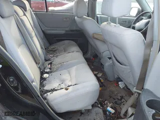 2007 Toyota Highlander with VIN JTEGD21A270158030, listed as a IAAI auction lot 41872550 with 261,250 mi miles. Bid and sale history available at carsss.com. Image 8.