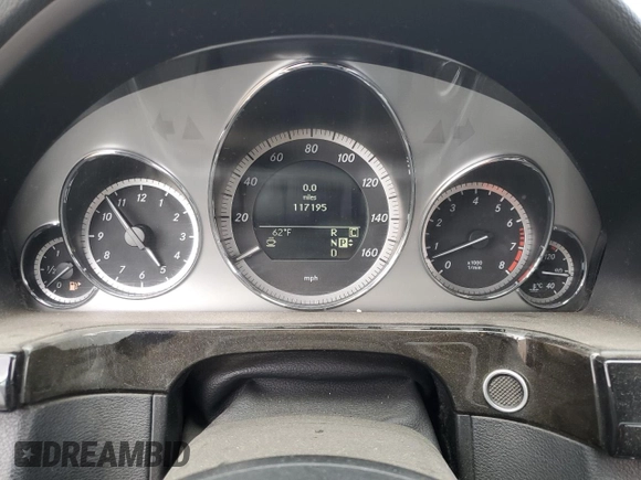 2010 Mercedes-Benz E-Class E 350 Luxury with VIN WDDHF5GB3AA103498, listed as a Copart auction lot 49733685 with 117,195 mi miles and Salvage Title. Bid and sale history available at carsss.com. Image 9.
