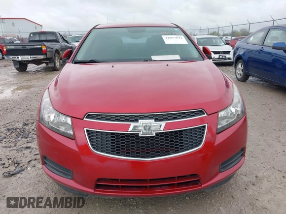 2014 Chevrolet Cruze 1LT with VIN 1G1PC5SB1E7274803, listed as a IAAI auction lot 41897844 with 175,081 mi miles and . Bid and sale history available at DreamBid. Image 6.