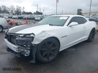 2014 Chevrolet Camaro LT with VIN 2G1FC1E30E9187742, listed as a IAAI auction lot 41517880 with NaN miles. Bid and sale history available at carsss.com. Image 17.