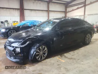 2016 Chrysler 200 S z VIN 1C3CCCBB5GN144360, wystawiony jako Copart lot #55677555 z przebiegiem 219 952 mil mil oraz Szkoda całkowita • Salvage title. Historia ofert i sprzedaży dostępna na DreamBid. Obrazek 1.