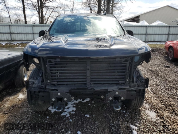 2019 Chevrolet Silverado 1500 High Country with VIN 1GCUYHEL6KZ236050, listed as a Copart auction lot 52505285 with 105,462 mi miles and Salvage Title. Bid and sale history available at carsss.com. Image 5.