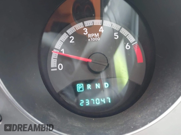 2010 Dodge Avenger R/T with VIN 1B3CC5FB4AN129049, listed as a IAAI auction lot 41714988 with 237,047 mi miles. Bid and sale history available at carsss.com. Image 7.