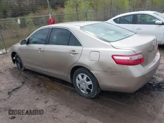 2008 Toyota Camry LE with VIN 4T1BE46K88U238575, listed as a IAAI auction lot 42112928 with 209,684 mi miles. Bid and sale history available at carsss.com. Image 3.