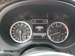2018 Infiniti QX30 Premium with VIN SJKCH5CR6JA047992, listed as a Copart auction lot 82074053 with 42,479 mi miles. Bid and sale history available at carsss.com. Image 9.