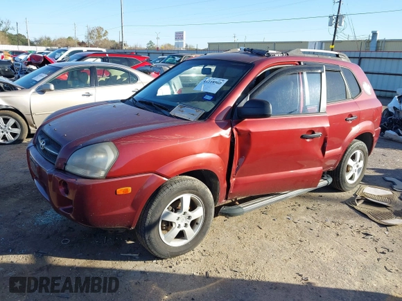 2005 Hyundai Tucson GL with VIN KM8JM12B75U108866, listed as a IAAI auction lot 41218960 with 111,319 mi miles. Bid and sale history available at carsss.com. Image 17.