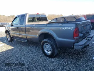 2003 Ford Super Duty F-250 XL with VIN 1FTNX21P03EC11327, listed as a Copart auction lot 86167644 with 191,817 mi miles and Salvage Title. Bid and sale history available at carsss.com. Image 2.