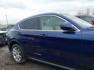 2019 Alfa Romeo Stelvio Ti z VIN ZASPAKBN4K7C43201, wystawiony jako IAAI lot #41121052 z przebiegiem 32 768 mil mil oraz . Historia ofert i sprzedaży dostępna na DreamBid. Obrazek 13.