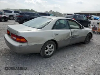 1998 Lexus ES 300 with VIN JT8BF28G7W0129428, listed as a Copart auction lot 59376465 with 155,922 mi miles and Salvage title. Bid and sale history available at DreamBid. Image 3.
