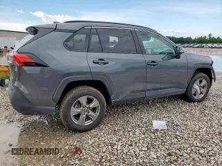 2022 Toyota RAV4 XLE with VIN 2T3W1RFV3NC207789, listed as a Copart auction lot 60106225 with 87,477 mi miles and Salvage title. Bid and sale history available at DreamBid. Image 3.