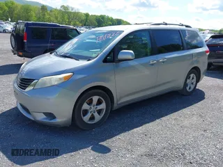 2011 Toyota Sienna LE AAS with VIN 5TDKK3DC2BS175598, listed as a IAAI auction lot 42186153 with 169,267 mi miles. Bid and sale history available at carsss.com. Image 23.