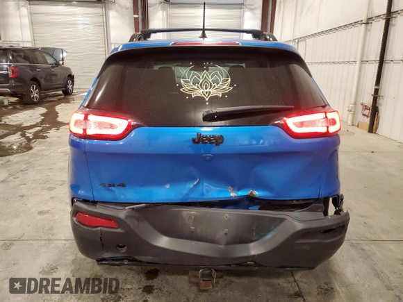 2018 Jeep Cherokee Latitude Tech Connect z VIN 1C4PJMCB0JD572454, wystawiony jako Copart lot #83875334 z przebiegiem 109 611 mil mil oraz Nie do naprawy • Non repairable. Historia ofert i sprzedaży dostępna na DreamBid. Obrazek 6.