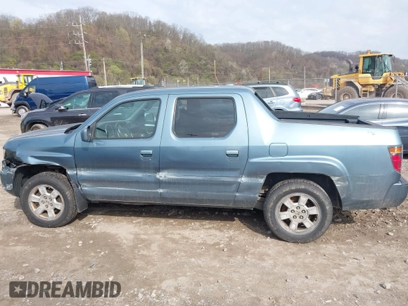 2008 Honda Ridgeline RTL with VIN 2HJYK16528H528826, listed as a IAAI auction lot 42016635 with 128,810 mi miles. Bid and sale history available at carsss.com. Image 14.