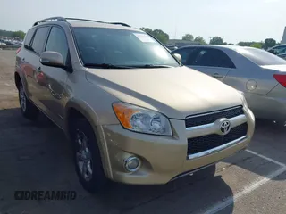 2010 Toyota RAV4 Limited с VIN 2T3YF4DV7AW023884, выставлен на аукционе IAAI как лот 42270776 с пробегом 194 324 миль миль и . История ставок и продаж доступна на DreamBid. Изображение 1.