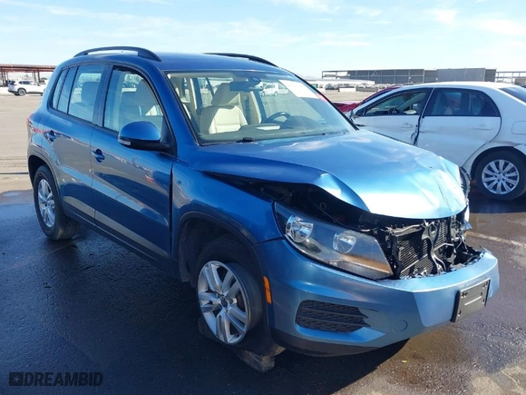 2017 Volkswagen Tiguan S with VIN WVGAV7AX1HW509822, listed as a IAAI auction lot 41625089 with 97,039 mi miles. Bid and sale history available at carsss.com. Image 1.