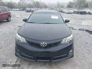 2014 Toyota Camry L with VIN 4T1BF1FK4EU309911, listed as a IAAI auction lot 41919036 with 109,633 mi miles. Bid and sale history available at carsss.com. Image 12.