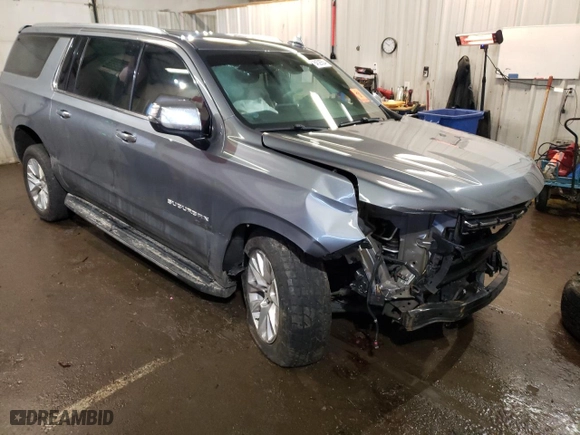 2022 Chevrolet Suburban Premier with VIN 1GNSKFKD7NR223006, listed as a Copart auction lot 84526554 with 0 mi miles and Salvage Title. Bid and sale history available at carsss.com. Image 4.