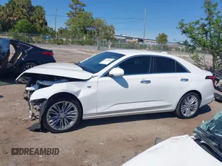 2025 Cadillac CT4 Premium Luxury z VIN 1G6DB5RK4S0116692, wystawiony jako IAAI lot #41908381 z przebiegiem 79 mil mil oraz . Historia ofert i sprzedaży dostępna na DreamBid. Obrazek 15.